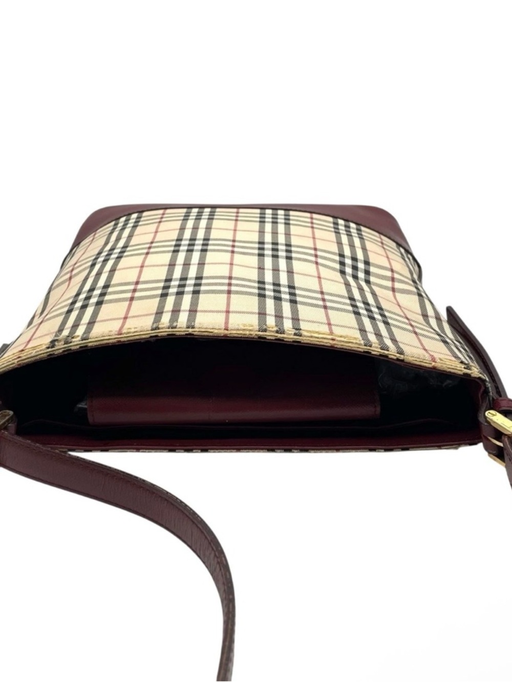 Burberry Vintage Shoulder Bag Nova Check
Bordeaux Leather - Picture 6 of 15